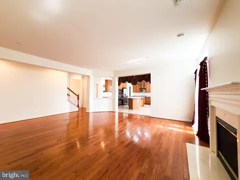 Living - 7701 Kirklee Ct, Laurel, MD 20707 photo 6 of 16