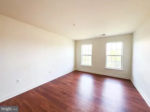 Living - 7701 Kirklee Ct, Laurel, MD 20707 photo 8 of 16
