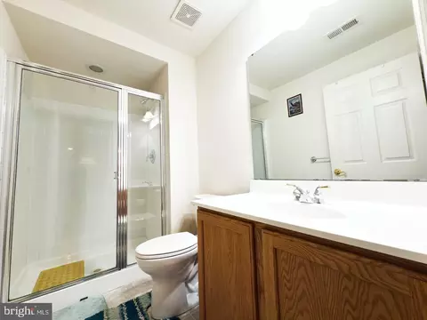 Bath - 7701 Kirklee Ct, Laurel, MD 20707 photo 8 of 8