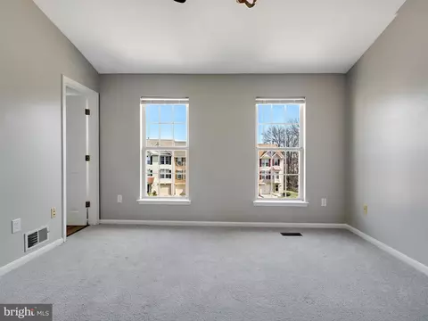 6025 Cedar Post Dr, District Heights, MD 20747 photo 22