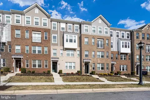 9614 Tealbriar Dr, Marlboro, MD 20772