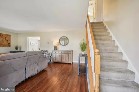 Entry Way - 2733 Keystone Ln, Bowie, MD 20715 photo 1 of 4