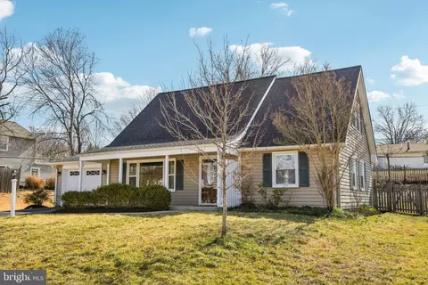 2733 Keystone Ln, Bowie, MD 20715