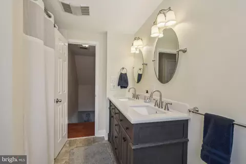 Bath - 2733 Keystone Ln, Bowie, MD 20715 photo 2 of 2