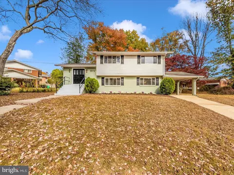 5312 Chesterfield Dr, Temple Hills, MD 20748