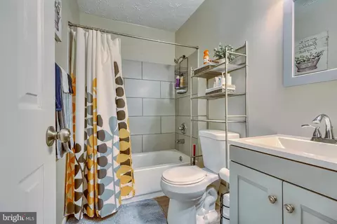 2824 Red Oak Ln, Lanham, MD 20706 photo 30