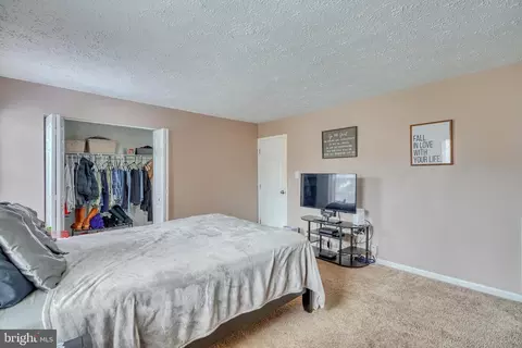 2824 Red Oak Ln, Lanham, MD 20706 photo 18
