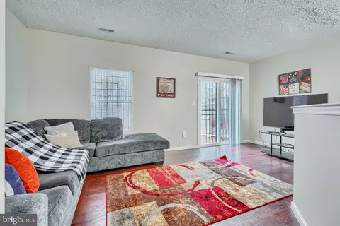 2824 Red Oak Ln, Lanham, MD 20706 photo 12
