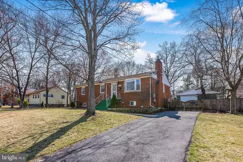 9115 7th St, Lanham, MD 20706 photo 2