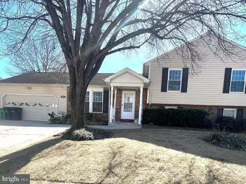 Exterior - 8017 Tiffany Ln, Lanham, MD 20706 photo 2 of 3