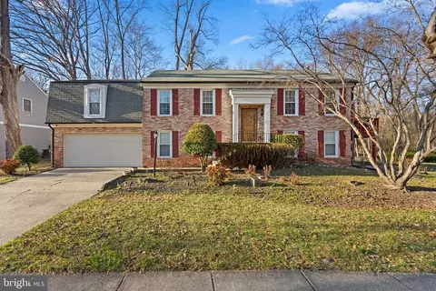 8307 Grandhaven Ave, Marlboro, MD 20772