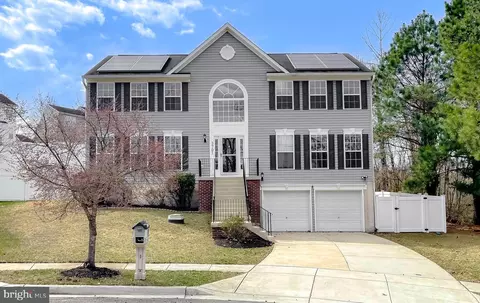 3701 Hill Park Dr, Temple Hills, MD 20748