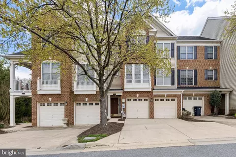 5415 Bandoleres Choice Dr #2, Bowie, MD 20720