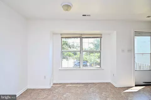 Living - 6747 Milltown Ct, District Heights, MD 20747 photo 1 of 5