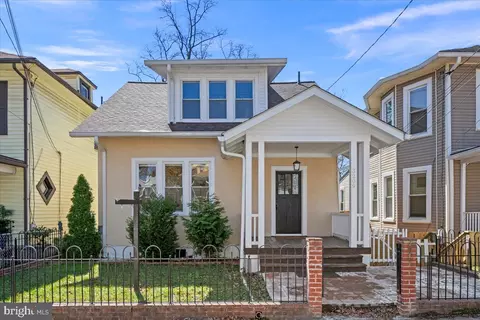 3209 Perry St, Mount Rainier, MD 20712 photo 67