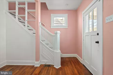 3209 Perry St, Mount Rainier, MD 20712 photo 4