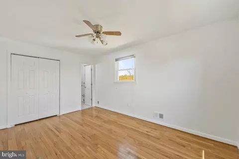 Bedroom - 8008 Daniel Dr, District Heights, MD 20747 photo 2 of 6