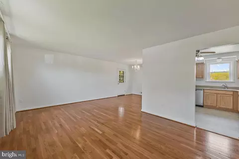 Living - 8008 Daniel Dr, District Heights, MD 20747 photo 3 of 6