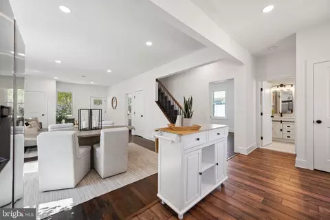 4007 35th St, Mount Rainier, MD 20712 photo 10