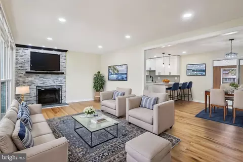 7010 Haverhill St, Fort Washington, MD 20744