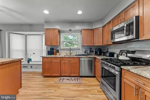 14230 Greenview Dr, Laurel, MD 20708 photo 7