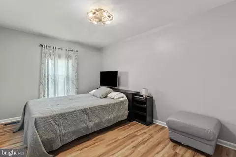 14230 Greenview Dr, Laurel, MD 20708 photo 27