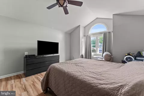 14230 Greenview Dr, Laurel, MD 20708 photo 22
