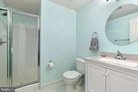 Bath - 8317 River Park Rd, Bowie, MD 20715 photo 6 of 6