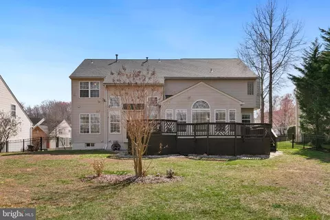 Exterior - 8317 River Park Rd, Bowie, MD 20715 photo 12 of 16