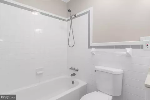 Bath - 7516 N Arbory Way #90, Laurel, MD 20707 photo 3 of 4