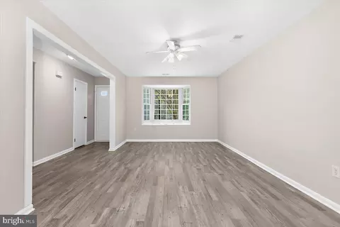Living - 7516 N Arbory Way #90, Laurel, MD 20707 photo 2 of 6