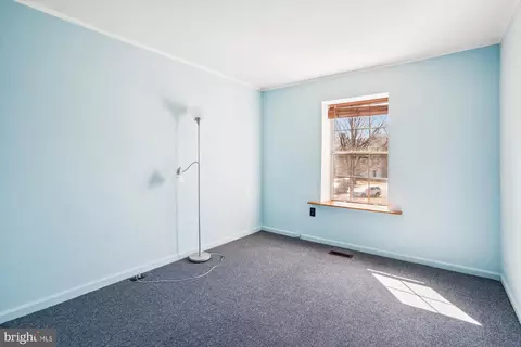10322 Broom Ln, Lanham, MD 20706 photo 15