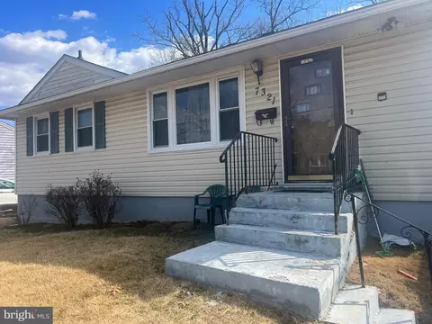 7321 Powhatan St, Lanham, MD 20706 photo 1