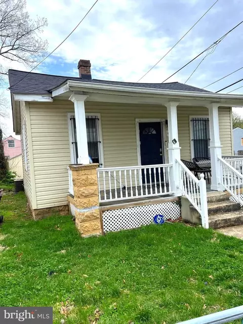 6401 Seat Pleasant Dr, Capitol Heights, MD 20743