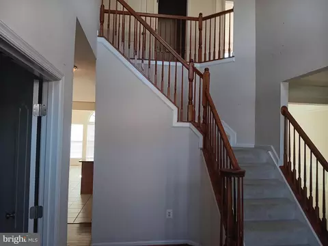 9707 Risen Star Dr, Marlboro, MD 20772 photo 6
