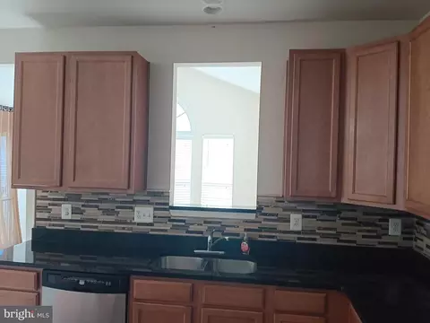 9707 Risen Star Dr, Marlboro, MD 20772 photo 18
