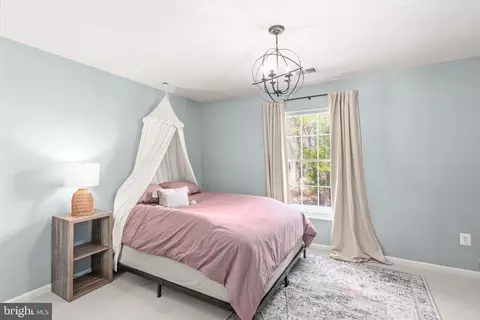 Bedroom - 8110 Maplegate Pl, Glenn Dale, MD 20769 photo 2 of 9