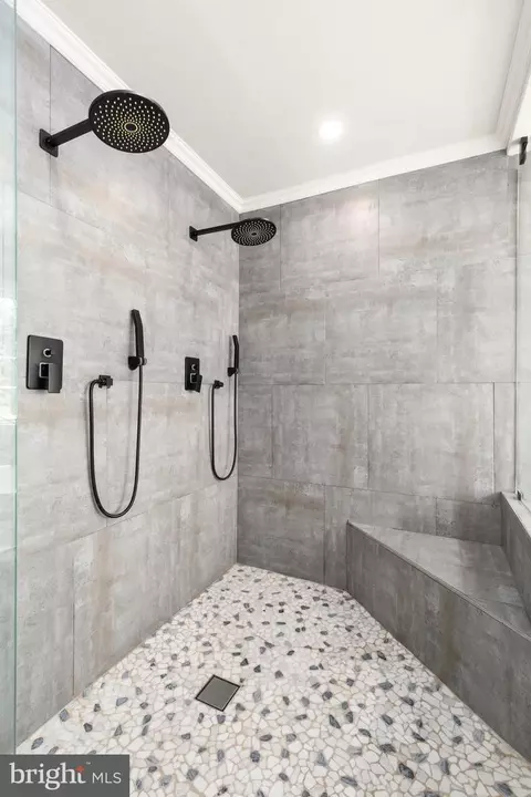 Bath - 8110 Maplegate Pl, Glenn Dale, MD 20769 photo 2 of 7