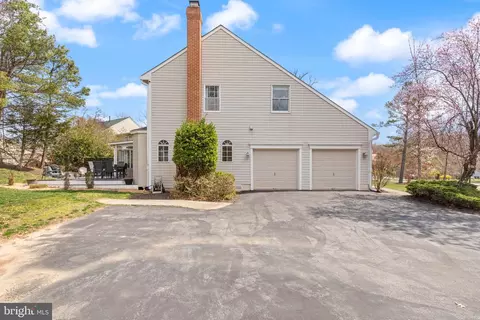 Exterior - 8110 Maplegate Pl, Glenn Dale, MD 20769 photo 3 of 5