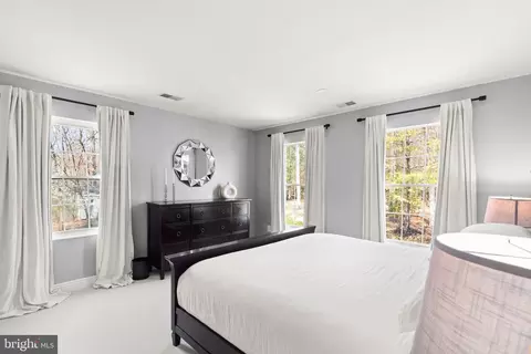 Bedroom - 8110 Maplegate Pl, Glenn Dale, MD 20769 photo 6 of 9