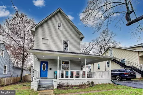 3714 35th St, Mount Rainier, MD 20712 photo 1