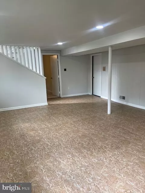 Living - 5402 Marlene Dr, Lanham, MD 20706 photo 7 of 7