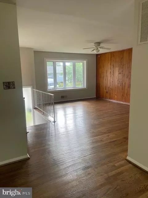Living - 5402 Marlene Dr, Lanham, MD 20706 photo 1 of 7