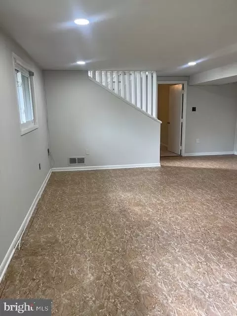Living - 5402 Marlene Dr, Lanham, MD 20706 photo 6 of 7