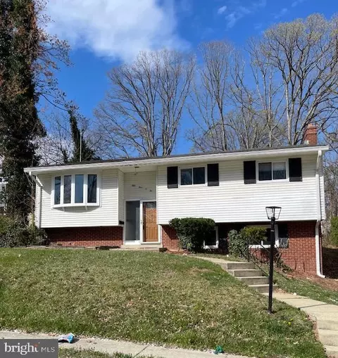 5402 Marlene Dr, Lanham, MD 20706