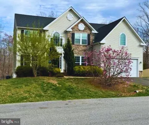 8506 Cedar Chase Dr, Clinton, MD 20735