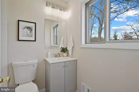 Bath - 8604 Chervil Rd, Lanham, MD 20706 photo 1 of 4