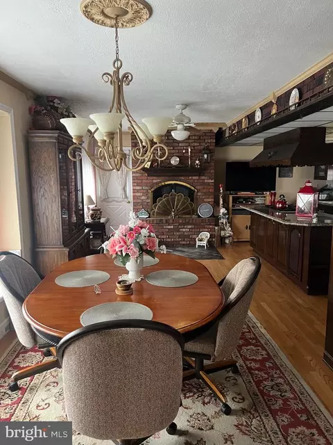 Dining - 6106 Goodman Rd, Laurel, MD 20707 photo 2 of 3