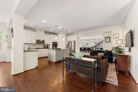 15701 Swanscombe Loop, Marlboro, MD 20774 photo 11