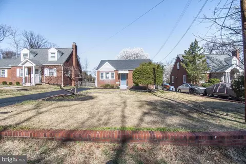 8730 Edmonston Rd, College Park, MD 20740